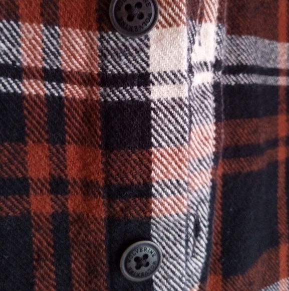 Wolverine button down flannel shacket for boys size large - Picture 2 of 9